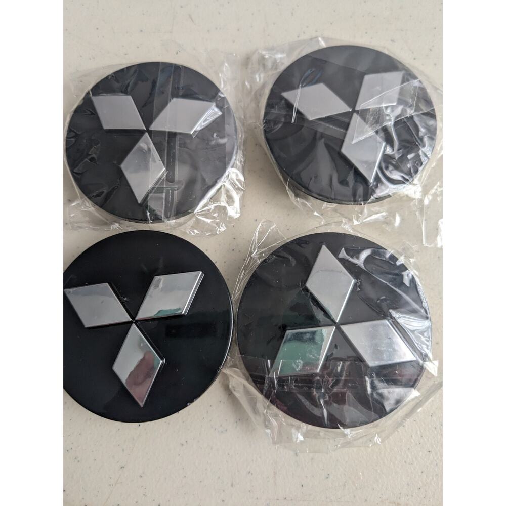 Mitsubishi Set Center Cap Cover XW0610-8